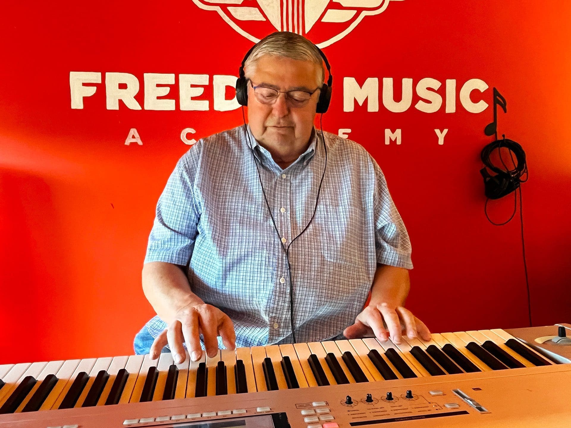 Senior Adult Piano Lessons for Beginners in Johnson City at Freedom Music Academy Senior Adult Piano Lessons for Beginners in Johnson City at Freedom Music Academy